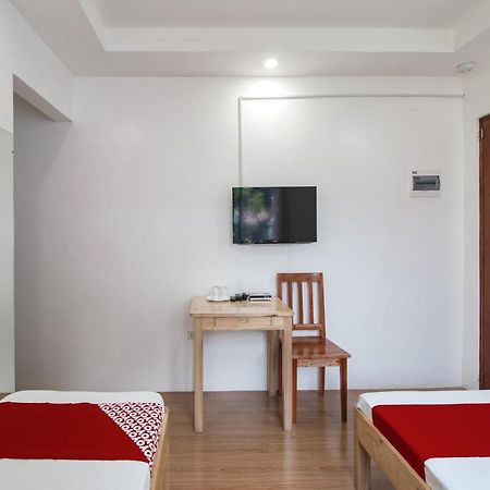 Oyo 777 Rn Guesthouse Моалбоал Екстериор снимка