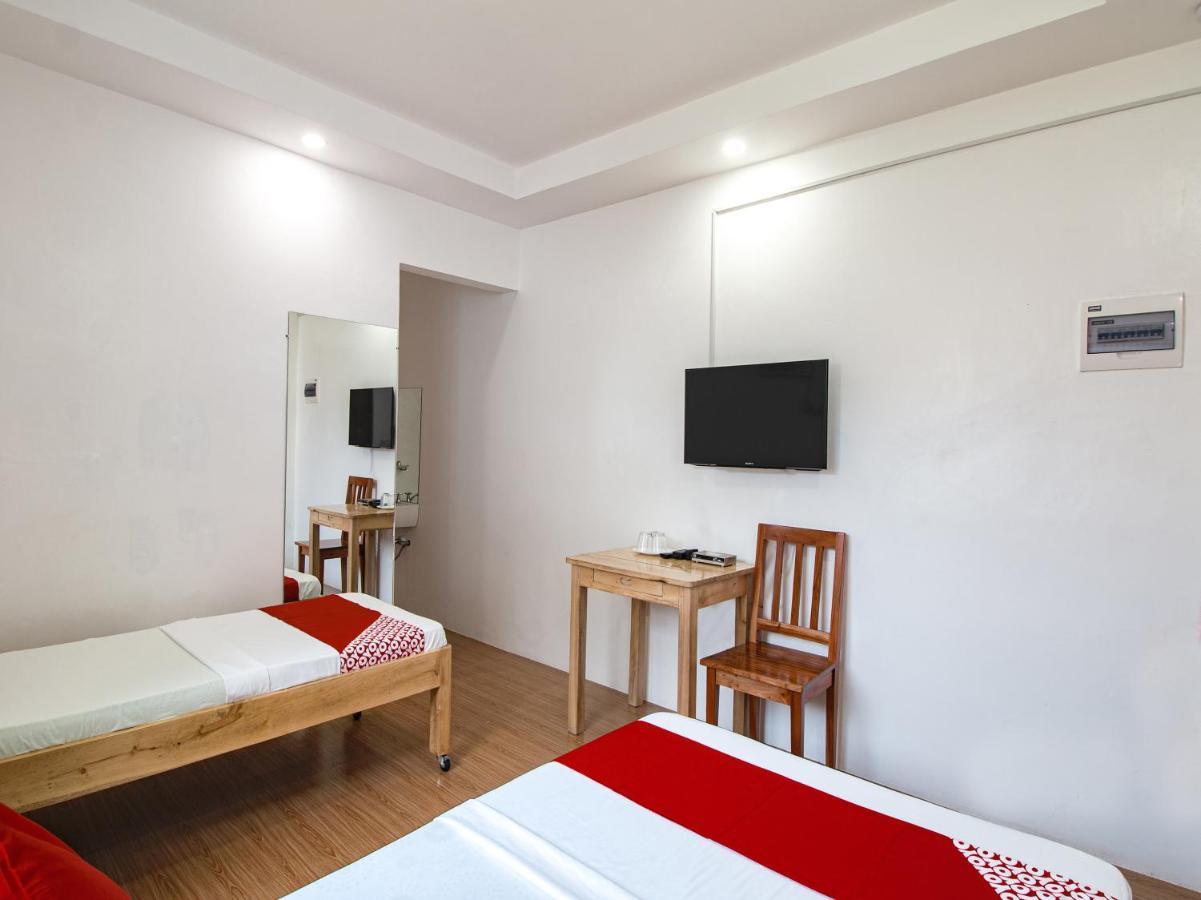 Oyo 777 Rn Guesthouse Моалбоал Екстериор снимка
