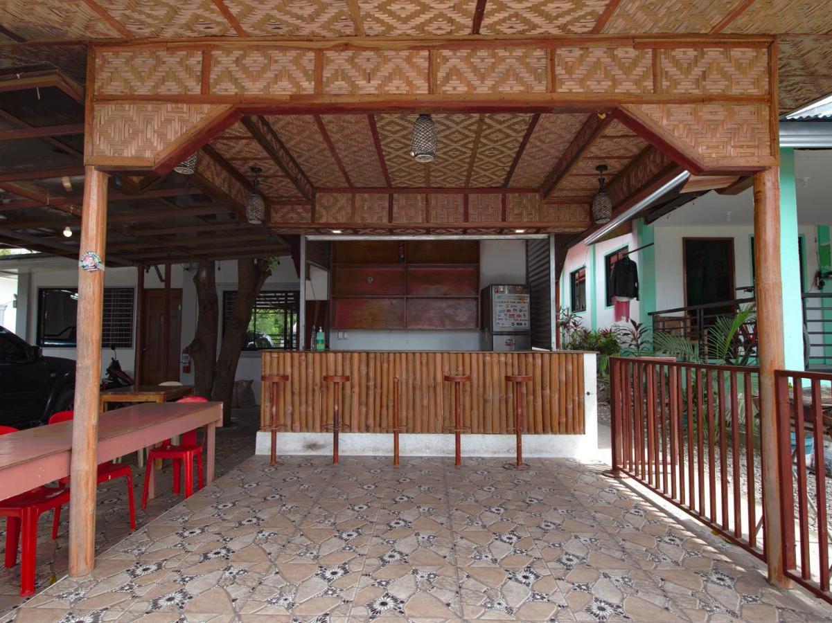 Oyo 777 Rn Guesthouse Моалбоал Екстериор снимка