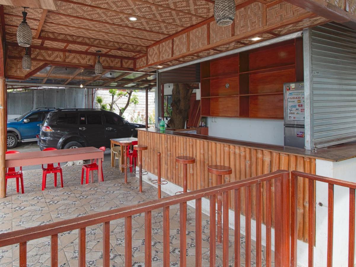 Oyo 777 Rn Guesthouse Моалбоал Екстериор снимка
